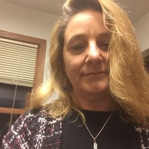 Meet your Posher, Annette